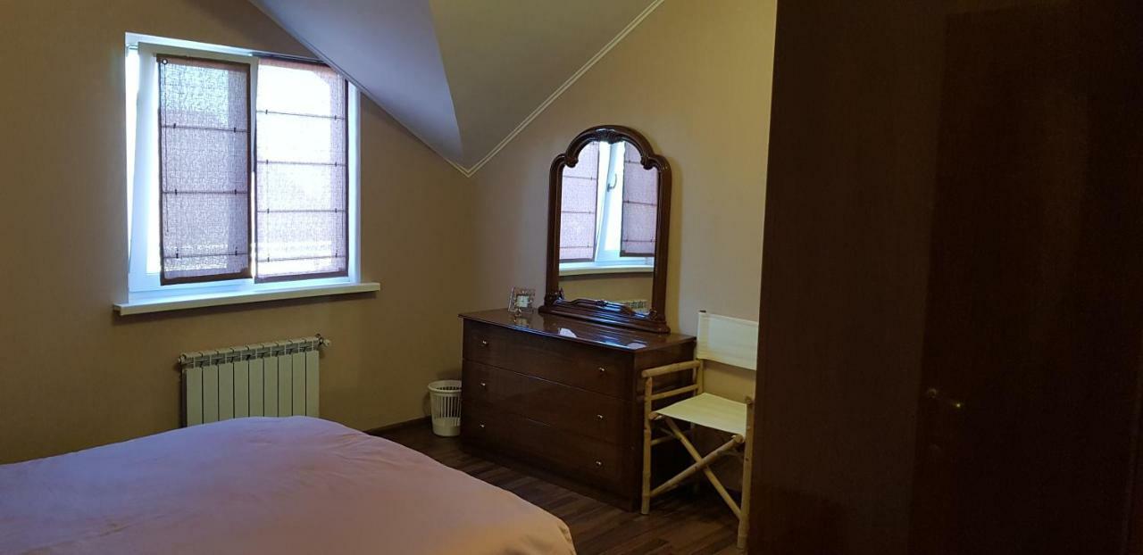 Goratwins Guest House Near Boryspil Airport Гора Экстерьер фото